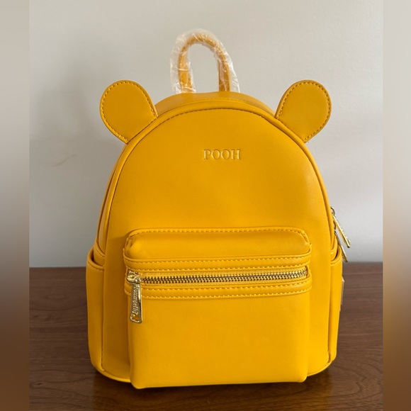 Loungefly Disney Winnie the Pooh Minimalist Figural Mini Backpack NWT - Picture 1 of 8